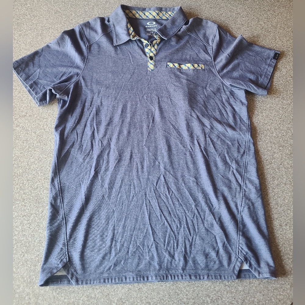Mena oakley polo size large